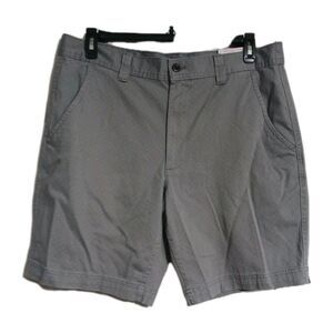 NWT Men's St. John's Bay Gray Flat Front Polka Dot 9" Chino Shorts Size 36